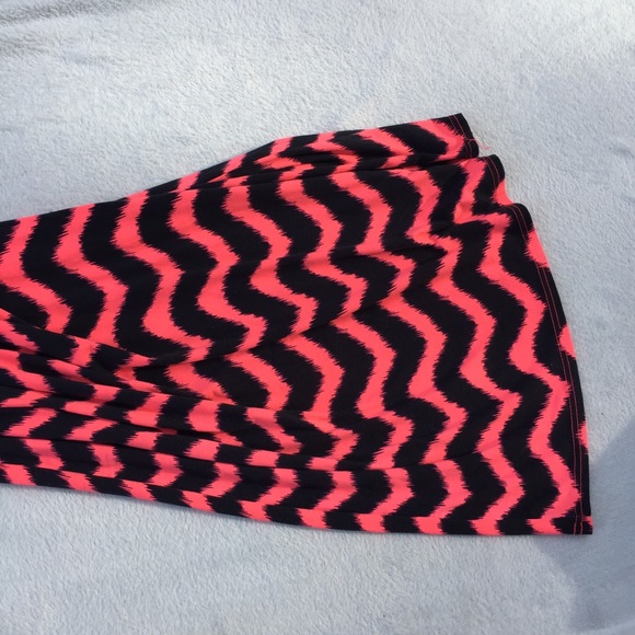 Love Strapless Dress - Picture 4 of 4